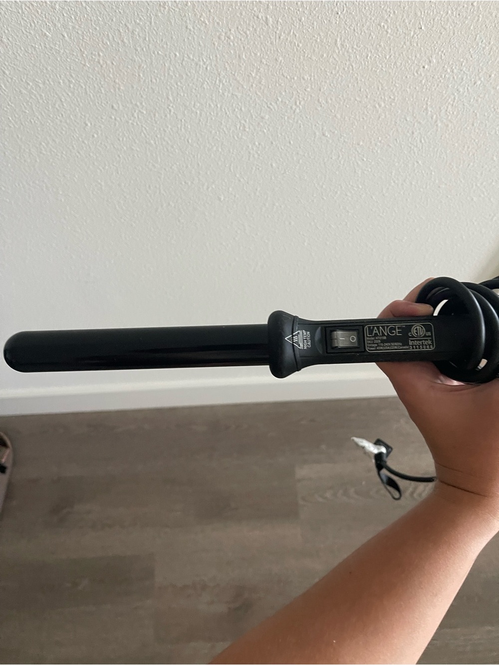 Lange Black Ceramic Curling Wand